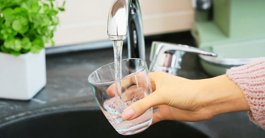 Anticonceptieresten in ons drinkwater: een verborgen probleem